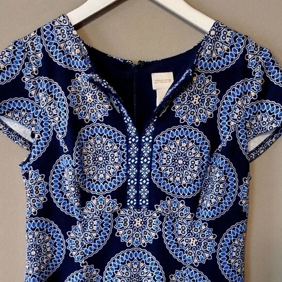 Chico's Women's Size 0 Soft Blue and Navy Aboriginal Circle Midi Dress - Picture 2 of 8